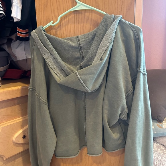 Aerie Forest Green Knit Top - Picture 3 of 3